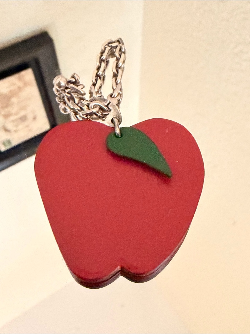 HERMES Hermes Keychain Bag Charm Fruit Apple Seasonal Men Women Red 20499999 - Picture 3 of 16